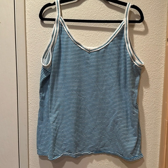 Blue striped tank top - Picture 1 of 1